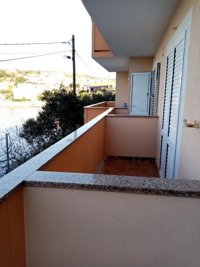 Apartment By The Sea - Donja, Rab - 17201 Supetarska Draga