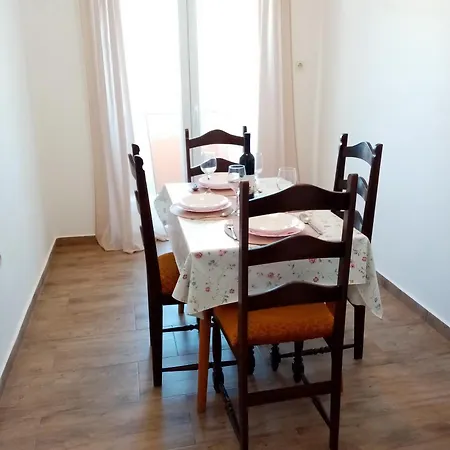 Apartments By The Sea Supetarska Draga - Donja, Rab - 17201 Room photo