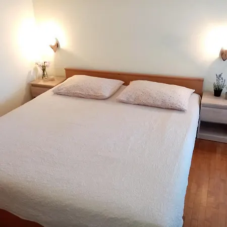 Apartments By The Sea Supetarska Draga - Donja, Rab - 17201 Room photo