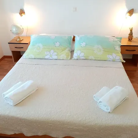 Apartments By The Sea Supetarska Draga - Donja, Rab - 17201 Room photo
