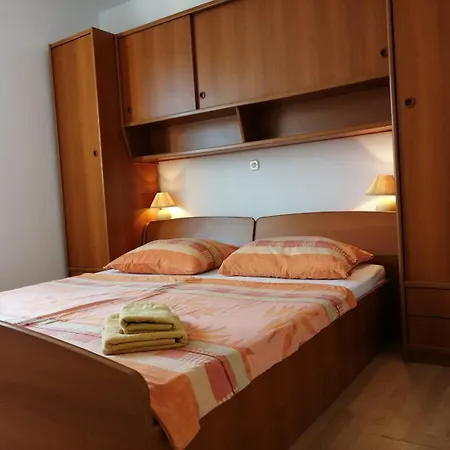 Apartments By The Sea Supetarska Draga - Donja, Rab - 17201 Room photo