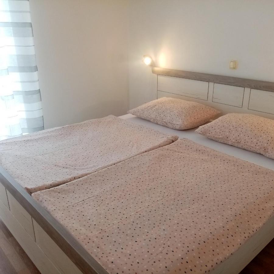 Apartment By The Sea - Donja, Rab - 17201 *