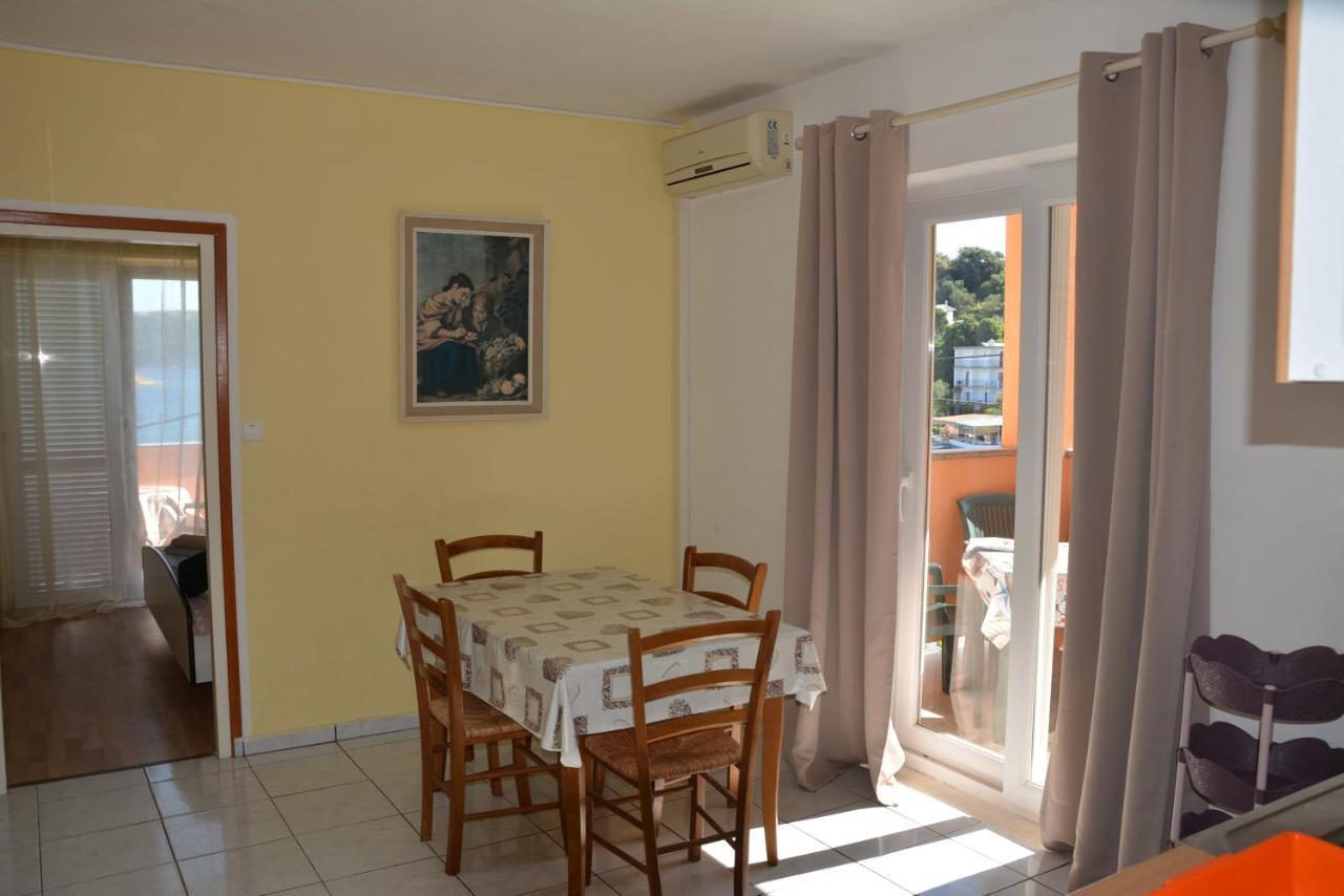 Apartment By The Sea - Donja, Rab - 17201 *